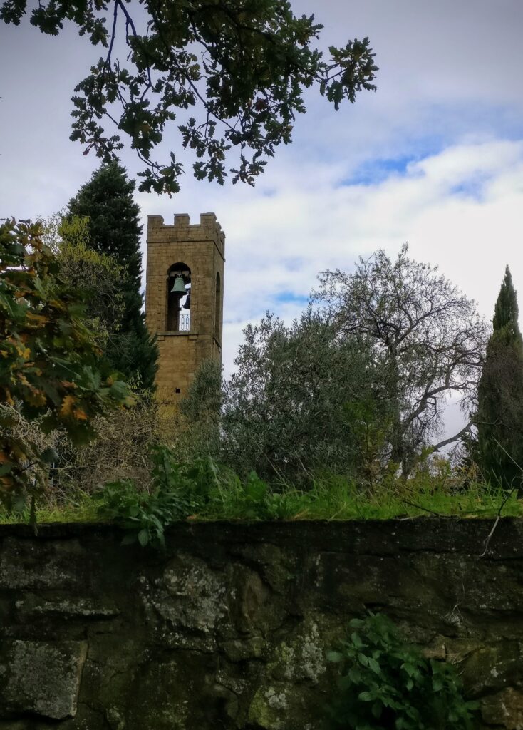 La torre dell'antico borgo di Montisoni